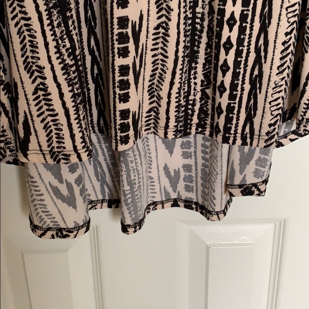 Dress - Picture 4 of 7